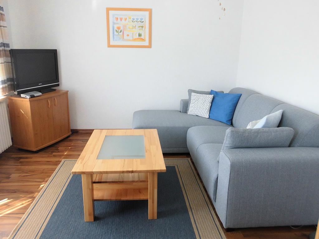 Haus Pamir Apartment Busum Exterior photo